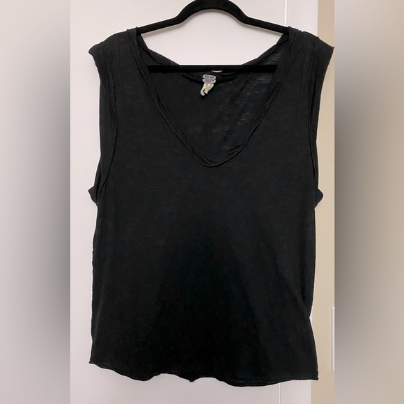 We The Free Tops - We the Free (Free People) Black Sleeveless Top Size Small